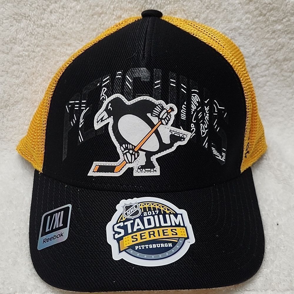 Reebok Pittsburgh Penguins 2017 Stadium Series Stretchfit Hat - New